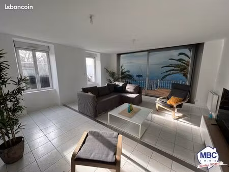 maison 8 pièces 120 m²