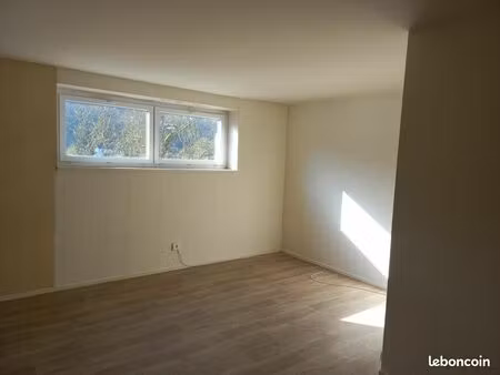 appartement 2 pièces 64 m²