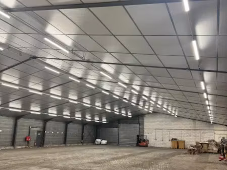 vente locaux professionnels 2850 m² à chateauroux (36000)  549 000 €