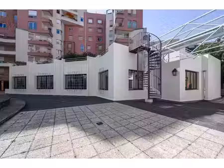 vente locaux professionnels 10 pièces à le kremlin-bicetre (94270)  925 000 €