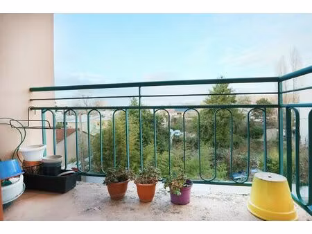 appartement 4 pièces lumineux avec balcon