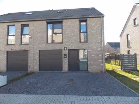 maison 4ch avec jardin  garage et parking