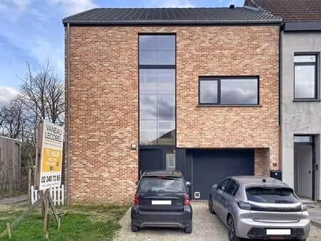overijse - langeweg : maison 3 chambres  jardin et garage