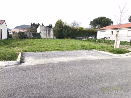 terrain constructible à vendre