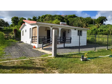 charmante et récente maison en campagne