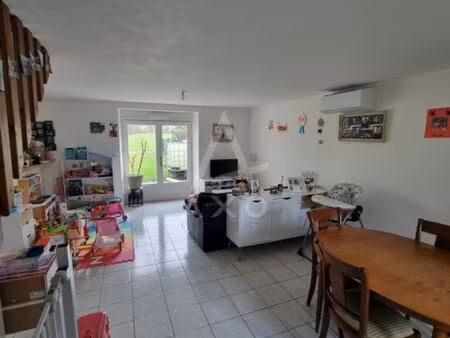 location maison de village la bruffiere  87m² 4 pièces 800€ vendée