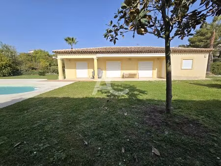 maison 4 chambre avec piscine - terrain 1684m