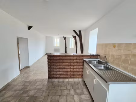 vente immeuble 7 pièces 186 m² à vierzon (18100)  85 000 €