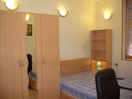 location meublée chambre 1 pièce 16 m² à arras (62000)  385 €