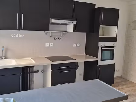 location appartement 3 pièces 57 m² à saint-sulpice-sur-lèze (31410)  612 €