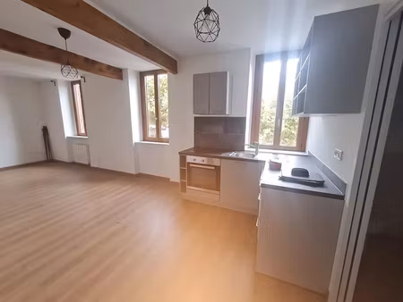 location appartement 3 pièces 46 m² à le fossat (09130)  560 €