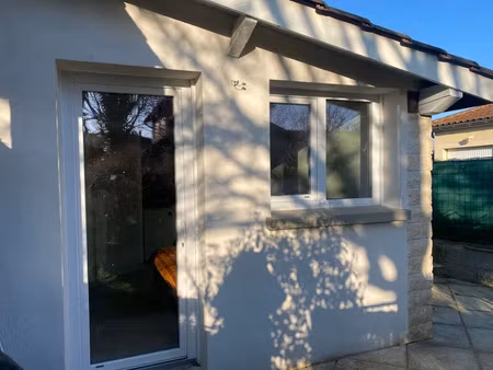 location meublée appartement 1 pièce 16 m² à saint-pierre-de-chandieu (69780)  500 €