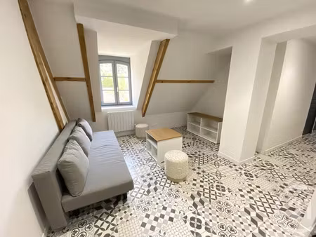 location meublée appartement 3 pièces 48.21 m² à les eyzies (24620)  610 €