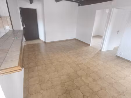 location appartement 1 pièce 47 m² à clermont-l’hérault (34800)