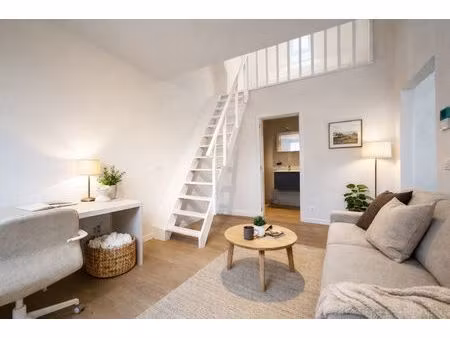 vernieuwde studentenkamer eigen sanitair