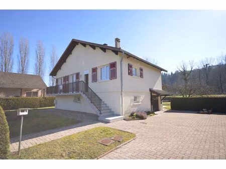 vente maison 4 pièces 86 m² dampierre-sur-le-doubs (25420)