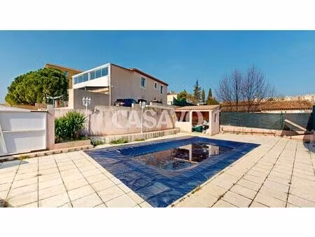 vente maison 8 pièces de 250m² - 13011 marseille