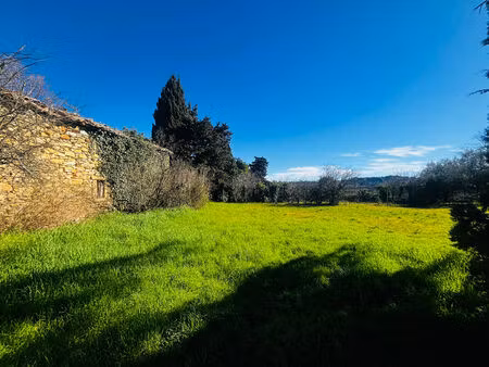 ensemble immobilier prés de goudargues sur 4373m2 de terrain constructible