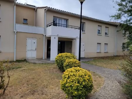 t2 - 598.83 € cc / mois - ambares et lagrave