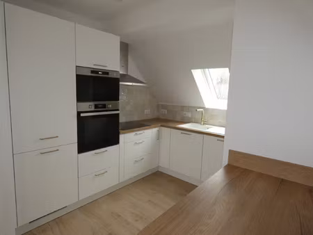 centre ville de beaune au dernier etage d'une residence t3 a