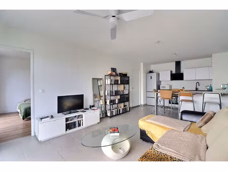 vente appartement 2 pièces 48 m² bordeaux (33800)