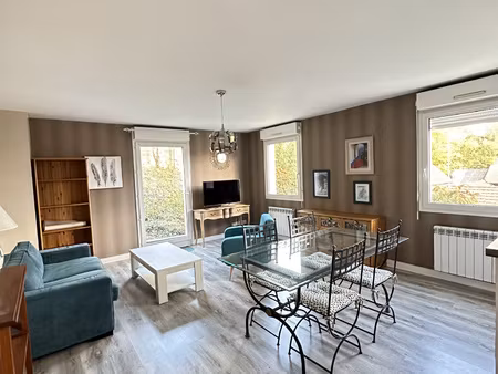 t3 bollée à louer avec parking et cave