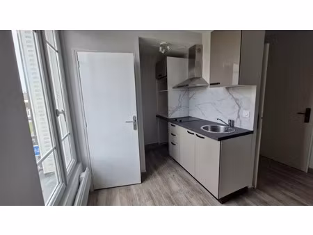 location appartement 2 pièces 30 m² à livry-gargan (93190)  819 €