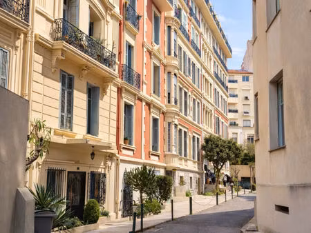 location appartement 1 pièce  22.00m²  nice