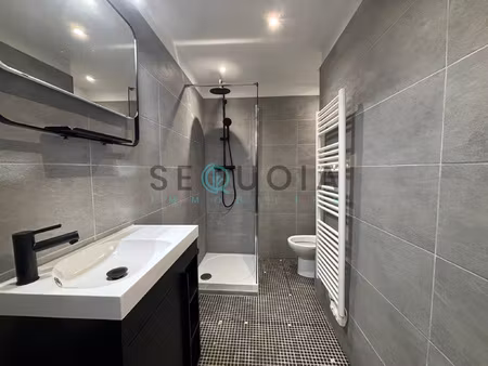 juan les pins centre - studio vide