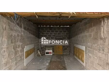 garage 18m2 – centre-ville du lavandou