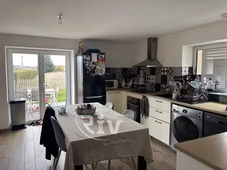 maison t5 de 116.33 m² avec cave et stationnement - septeme