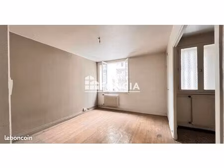 appartement t2 avec garage - gratte ciel