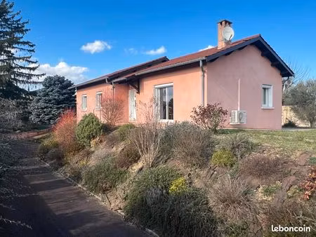 solaize- maison indépendante sur beau terrain verdoyant de 1005m2
