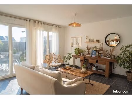 maison récente 2019 – 100 m² – 3 chambres – jardin – bourguébus – 279 000