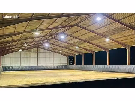 location écuries avec appartement indissociable