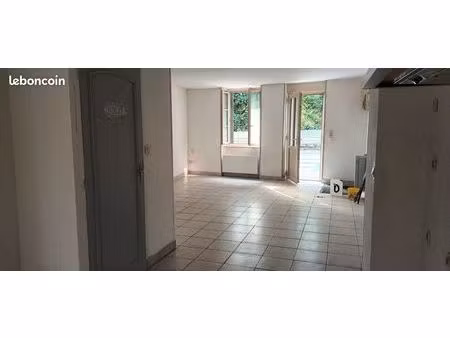 location maison en ville