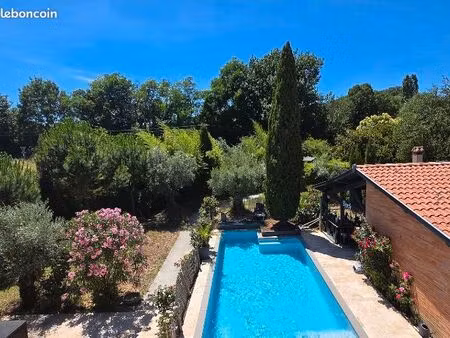 maison 6 pièces 175 m²