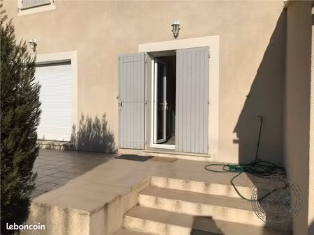 maison avec jardin & garage à louer sur rognonas