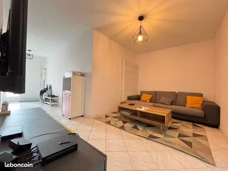 appartement 6 pièces 100 m²