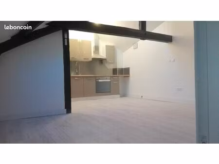 clermont centre  grand studio