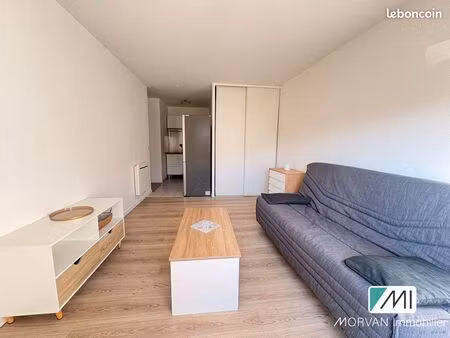 studio 1 pièce 27 m²