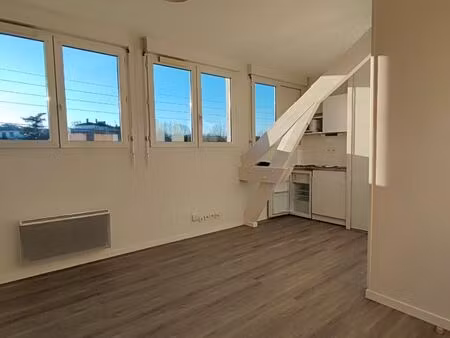 studio 1 pièce 18 m²
