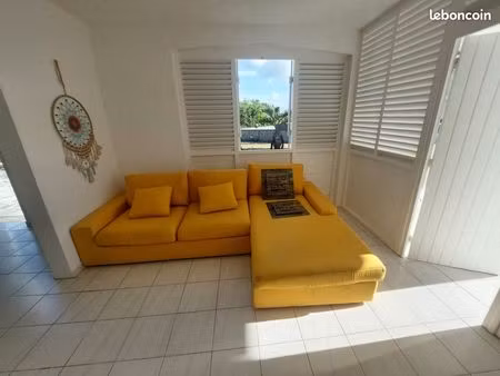 loue f4 à saint-françois sans coupure d'eau