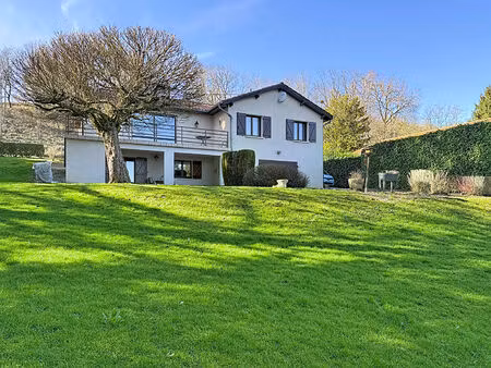 belle maison à mollon avec vue dégagée  3 chambres  sous sol complet sur un terrain de 177