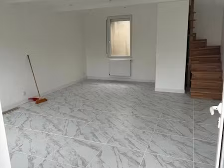 location maison 4 pièces 85 m² à livry-gargan (93190)  1 700 €