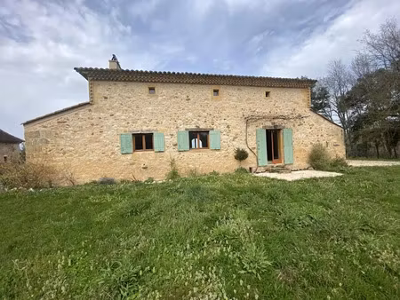 location maison 3 pièces à verdon (24520)  725 €
