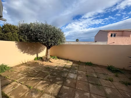 location maison 3 pièces 83 m² à furiani (20600)  910 €