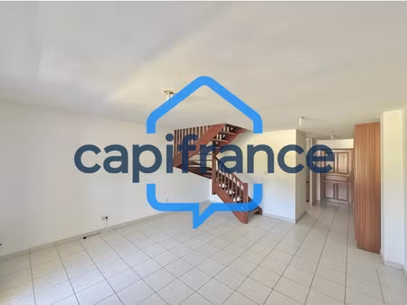 location locaux professionnels 3 pièces 6 m² à saint leu (97436)  1 600 €