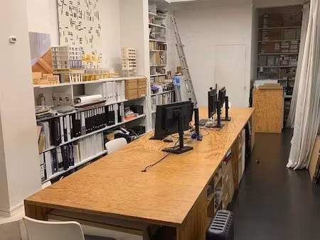 location locaux professionnels 30 m² à paris 10ème (75010)  1 240 €