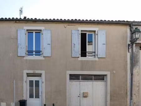 vente maison à sainte-hermine (85210) : à vendre / 80m² sainte-hermine